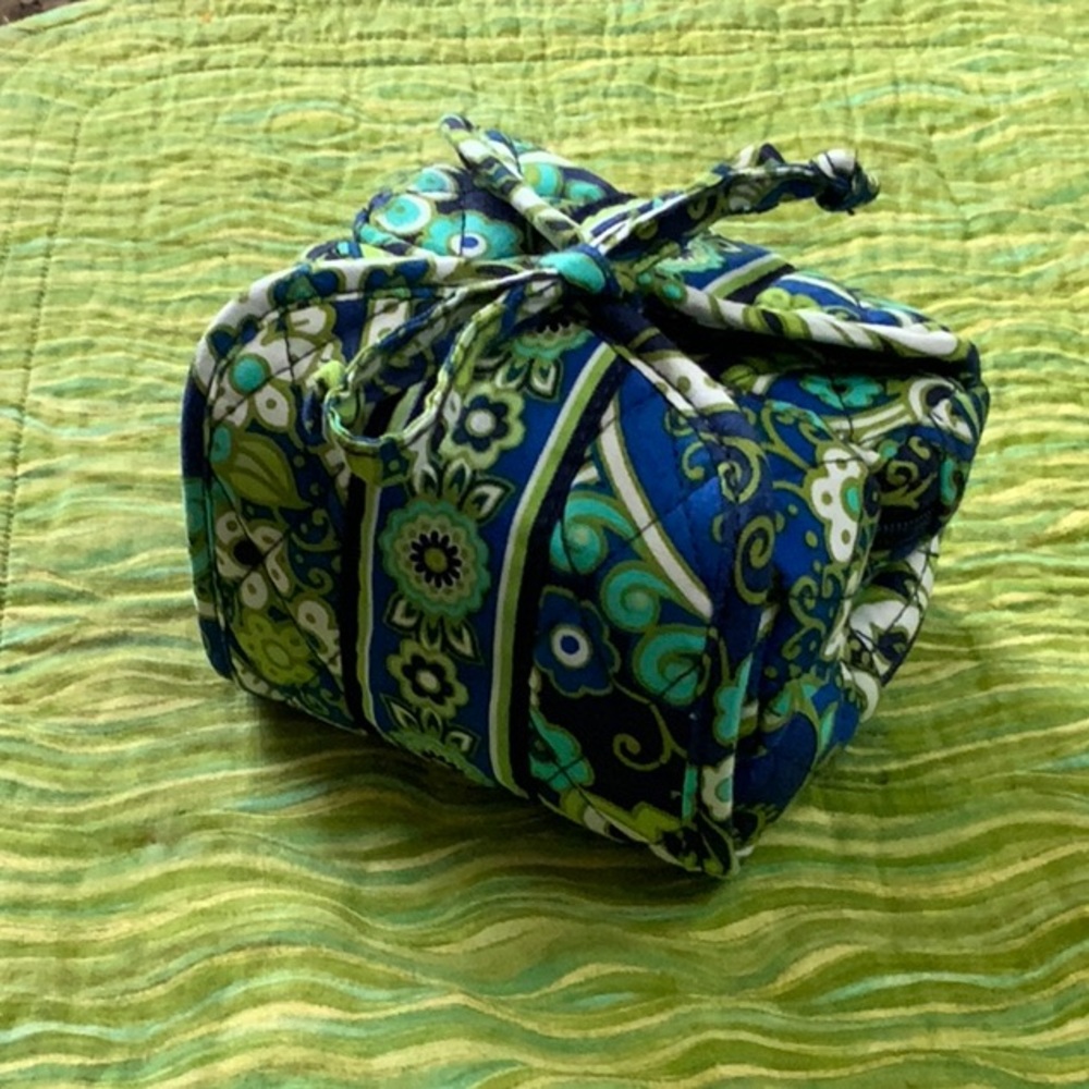 ❣️Vera Bradley zipper bag
